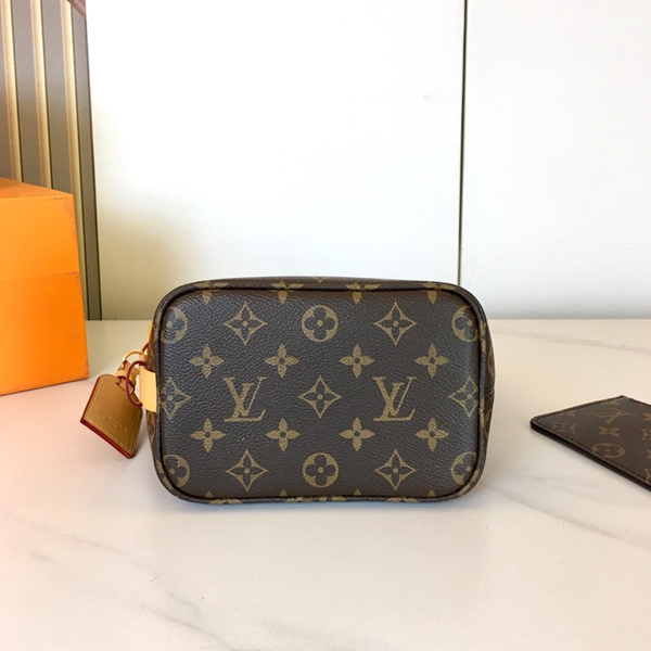 ルイヴィトンバッグ角部分ディテール